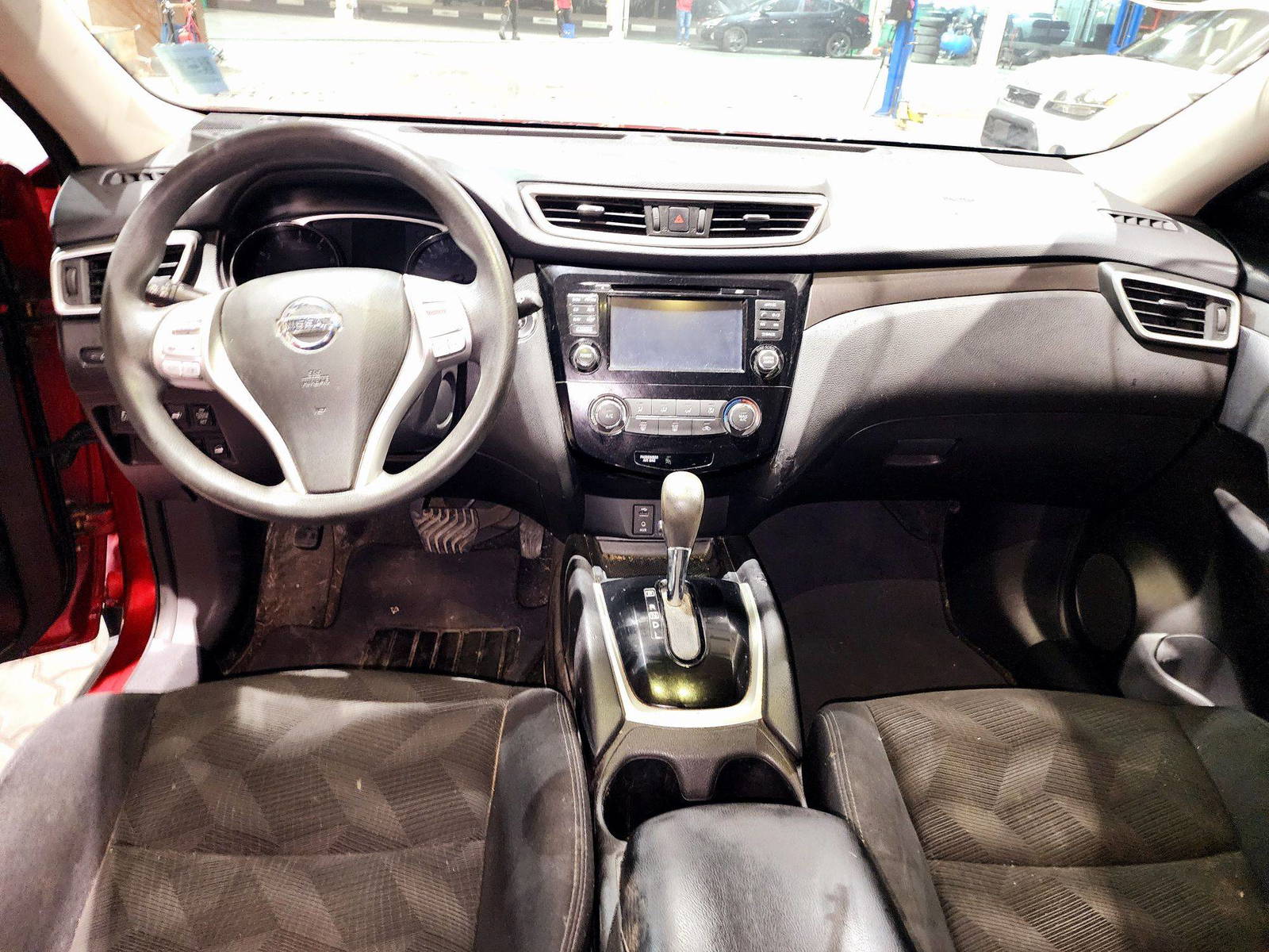 2014 NISSAN ROGUE — 225494 KM — Lot M8EC754981 — Souq - Marhaba Auctions Used Cars - Image 7