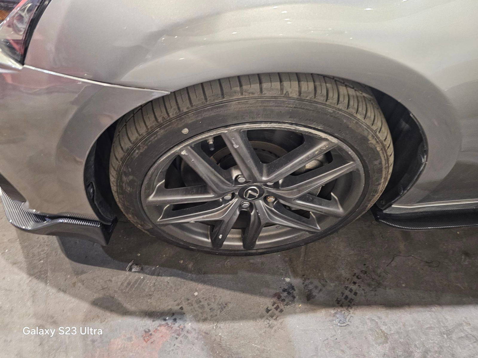 2017 LEXUS IS 200T — 94584 Miles — Lot H5039647 — Main - Marhaba Auctions Used Cars - Image 6