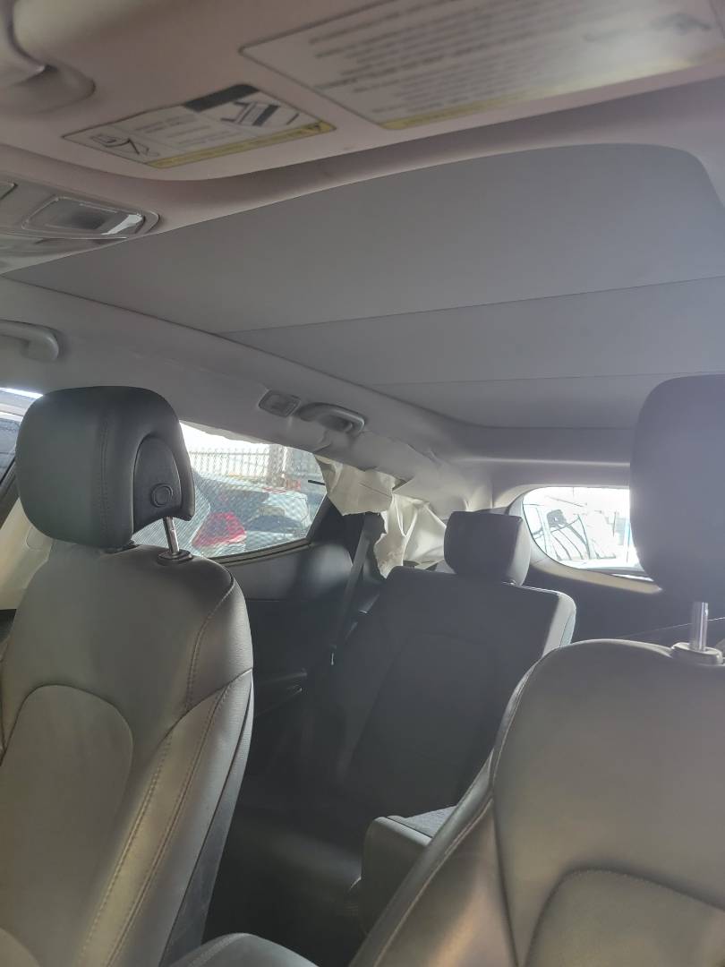 2017 HYUNDAI SANTA FE — 214984 KM — Lot HG432232 — Main - Marhaba Auctions Used Cars - Image 7