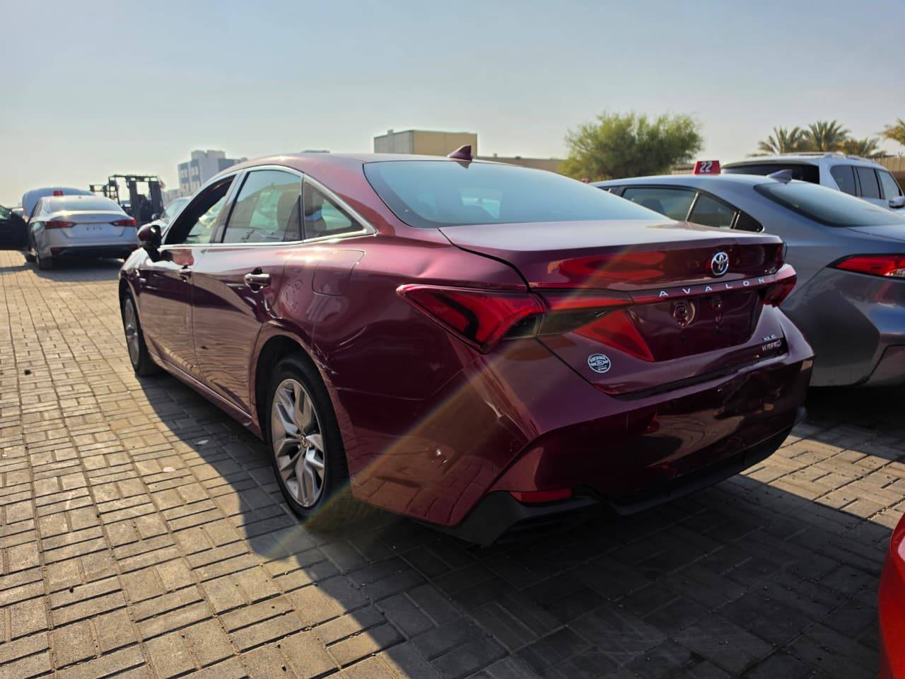 2021 TOYOTA AVALON — 100337 Miles — Lot 60094046 - Marhaba Auctions Used Cars - Image 4