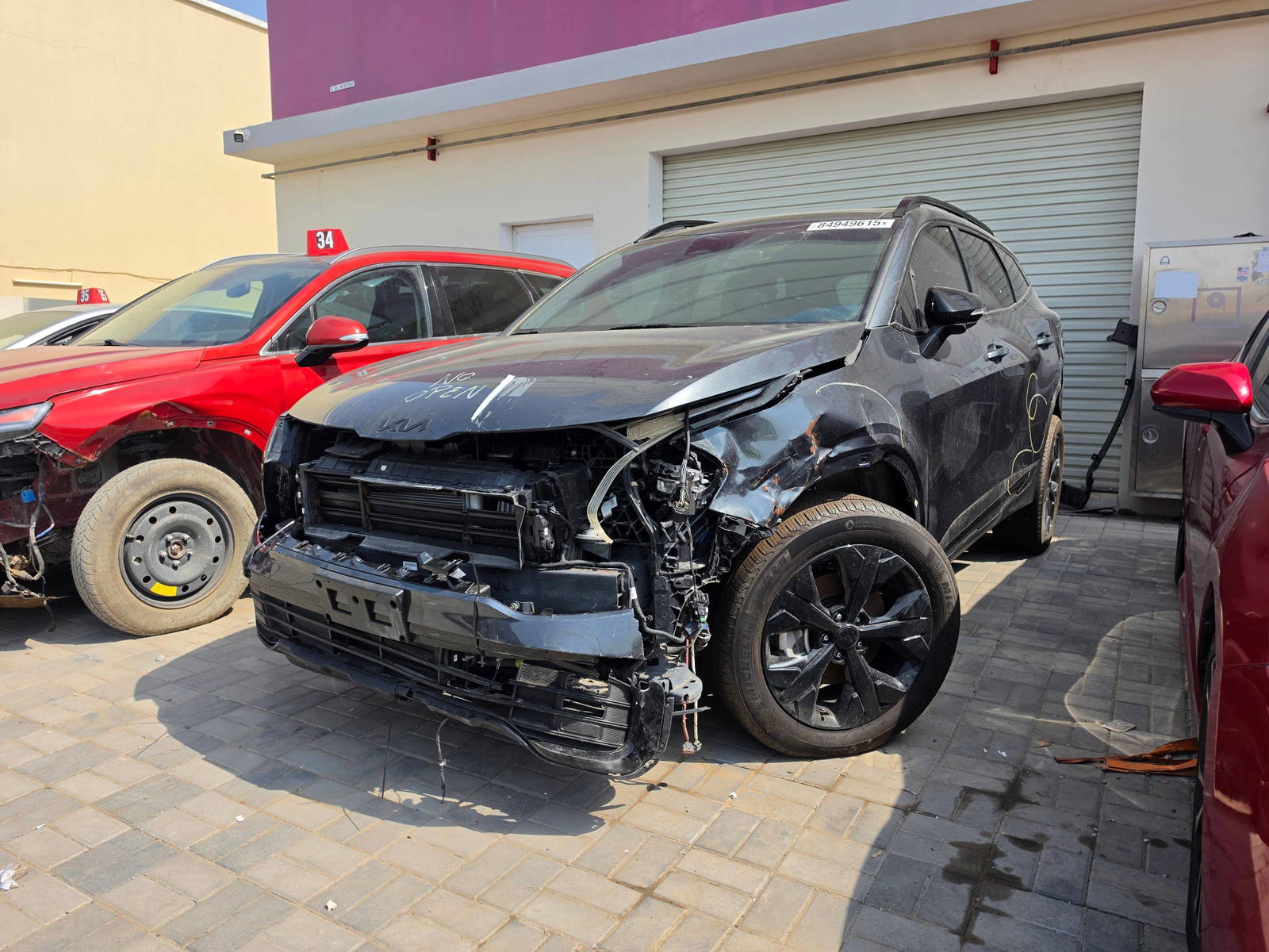 Kia SPORTAGE 2025 view 2