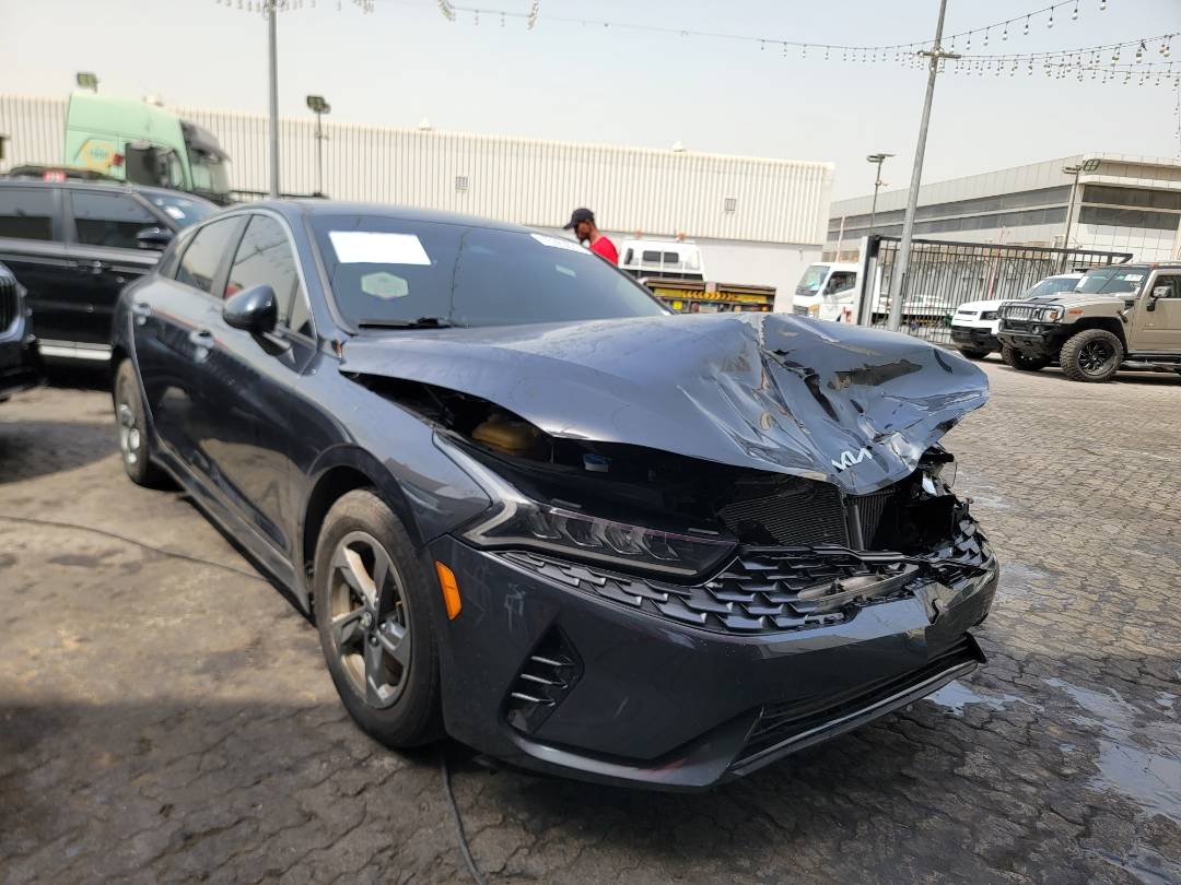 2022 KIA K5 — 61801 Miles — Lot 45363635 — Ind. 12 - Marhaba Auctions Used Cars - Image 4