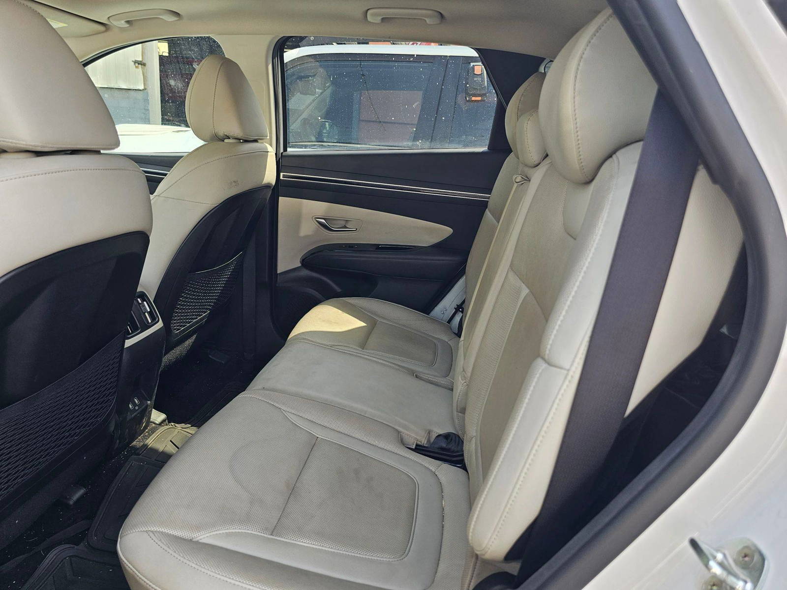 2023 HYUNDAI TUCSON — sold — 110906 Miles — Lot 92655095 — Main - Marhaba Auctions Used Cars - Image 8