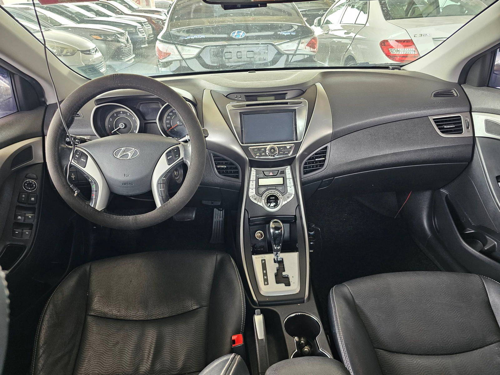 2011 HYUNDAI AVANTE — 158519 KM — Lot 052846 — Souq - Marhaba Auctions Used Cars - Image 7