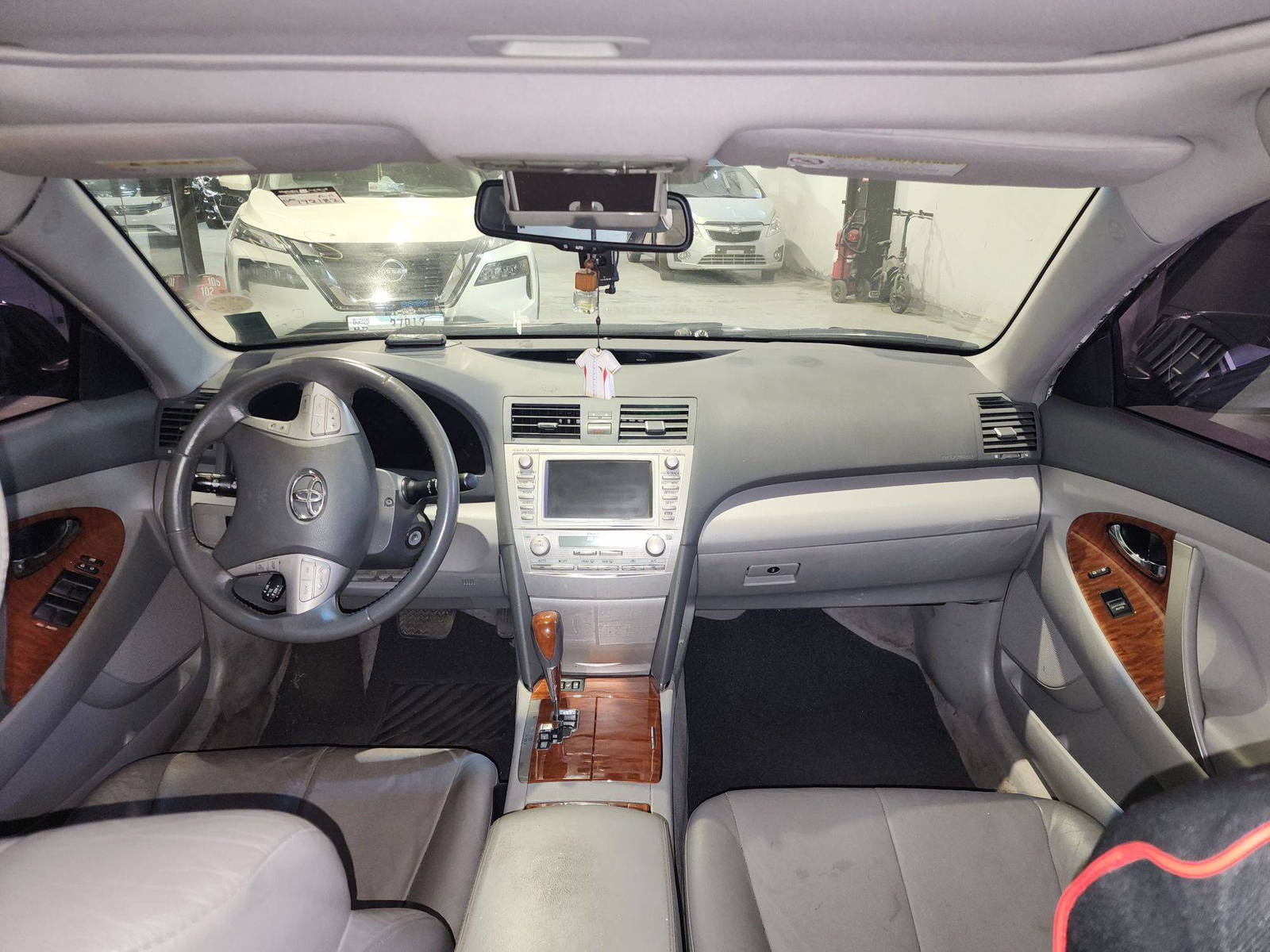2011 TOYOTA CAMRY — 172182 KM — Lot 3009871 — Al Quoz - Marhaba Auctions Used Cars - Image 8