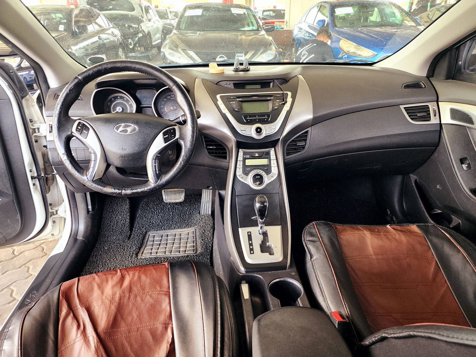 HYUNDAI AVANTE 2012 - Marhaba Auction Used Cars - Image 7