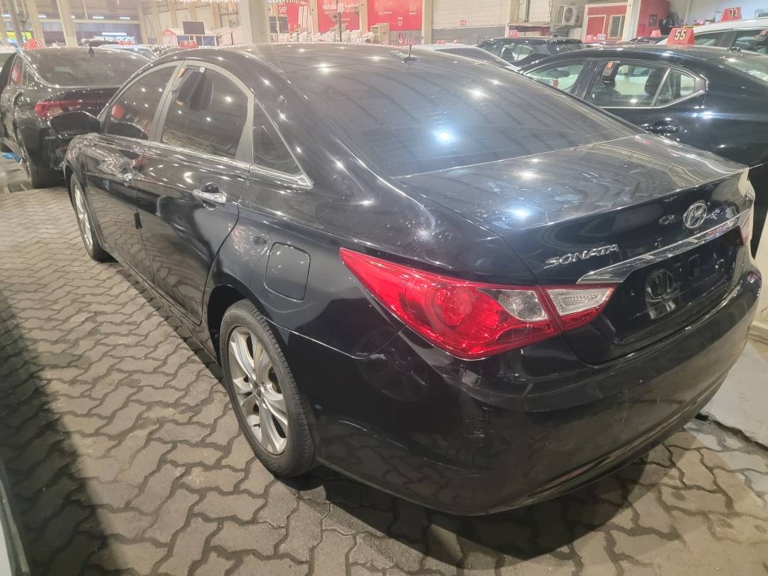 HYUNDAI SONATA 2010 - Marhaba Auction Used Cars - Image 6