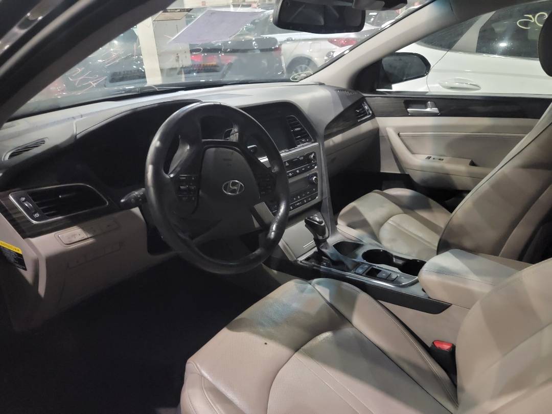 2016 HYUNDAI SONATA — 118000 Miles — Lot H276719 — Main - Marhaba Auctions Used Cars - Image 5