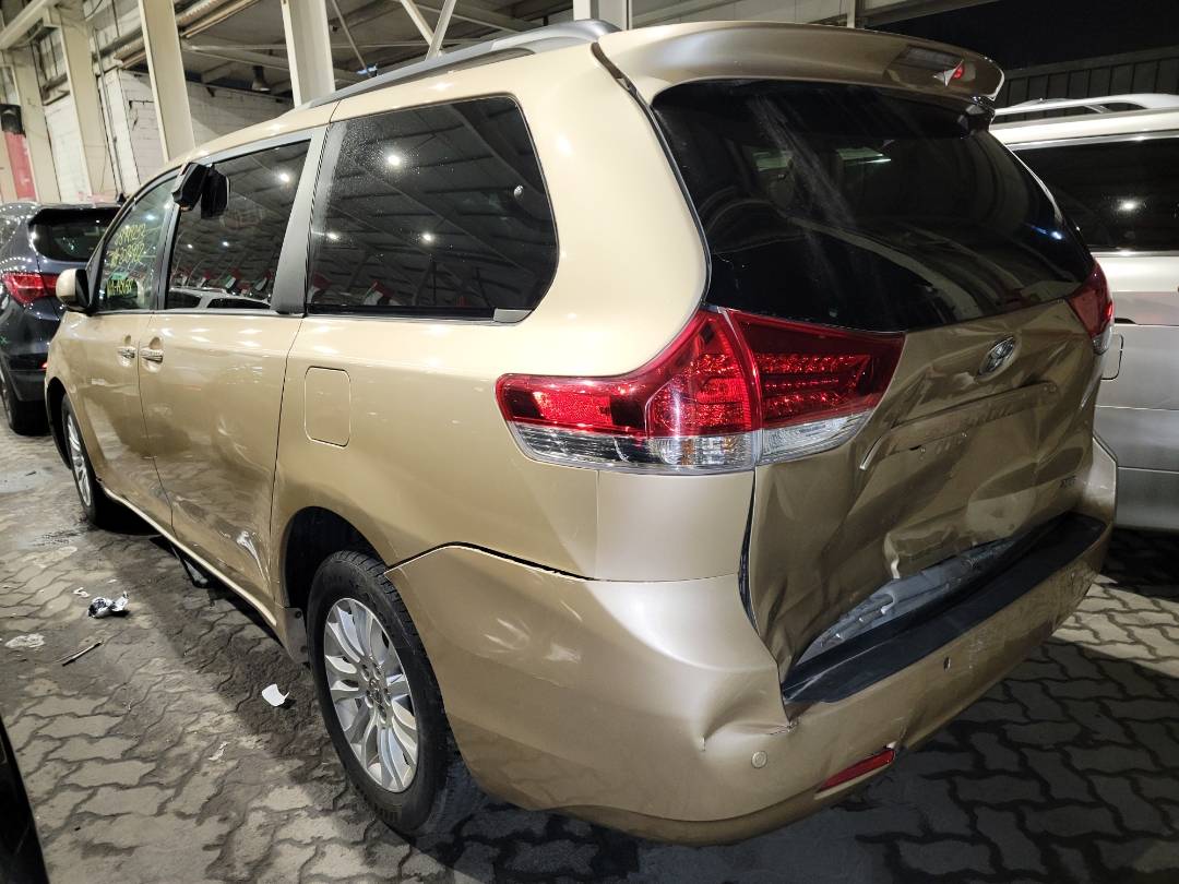 2011 TOYOTA SIENNA — 203922 Miles — Lot 68949253 - Marhaba Auctions Used Cars - Image 9