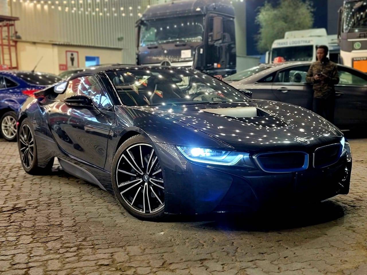 2019 BMW i8 — 24488 KM — Lot 55K7E36198 — Main - Marhaba Auctions Used Cars - Image 6