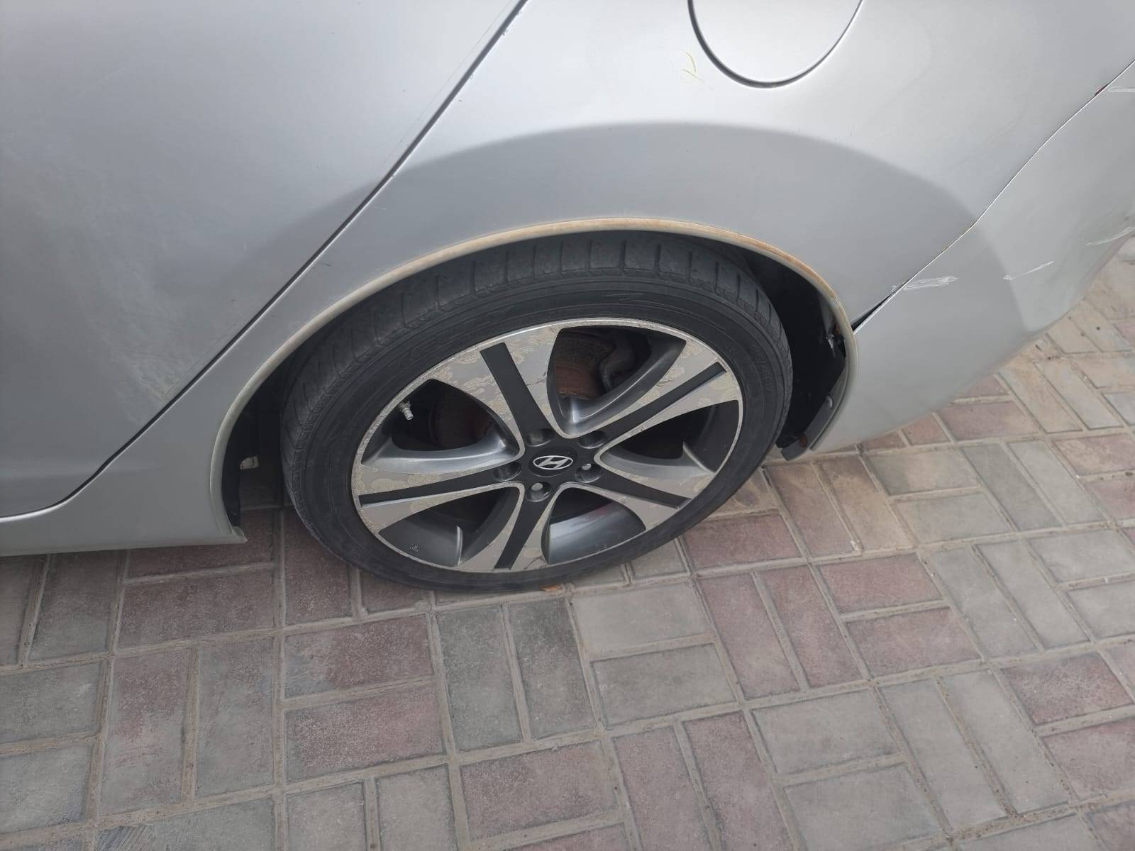 Hyundai Elantra 2014 view 2