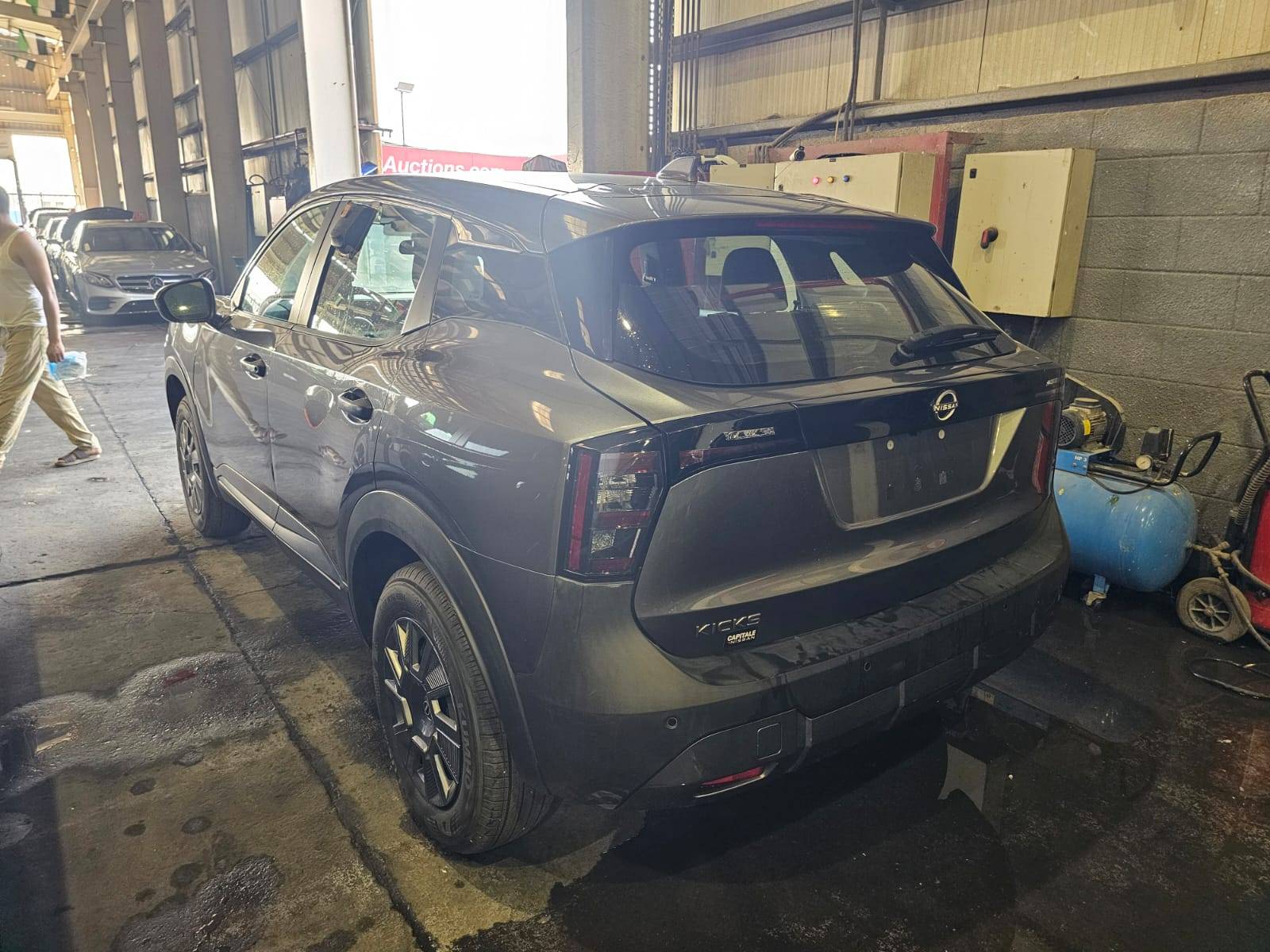 2025 NISSAN KICKS — 1584 KM — Lot L306431 - Marhaba Auctions Used Cars - Image 5