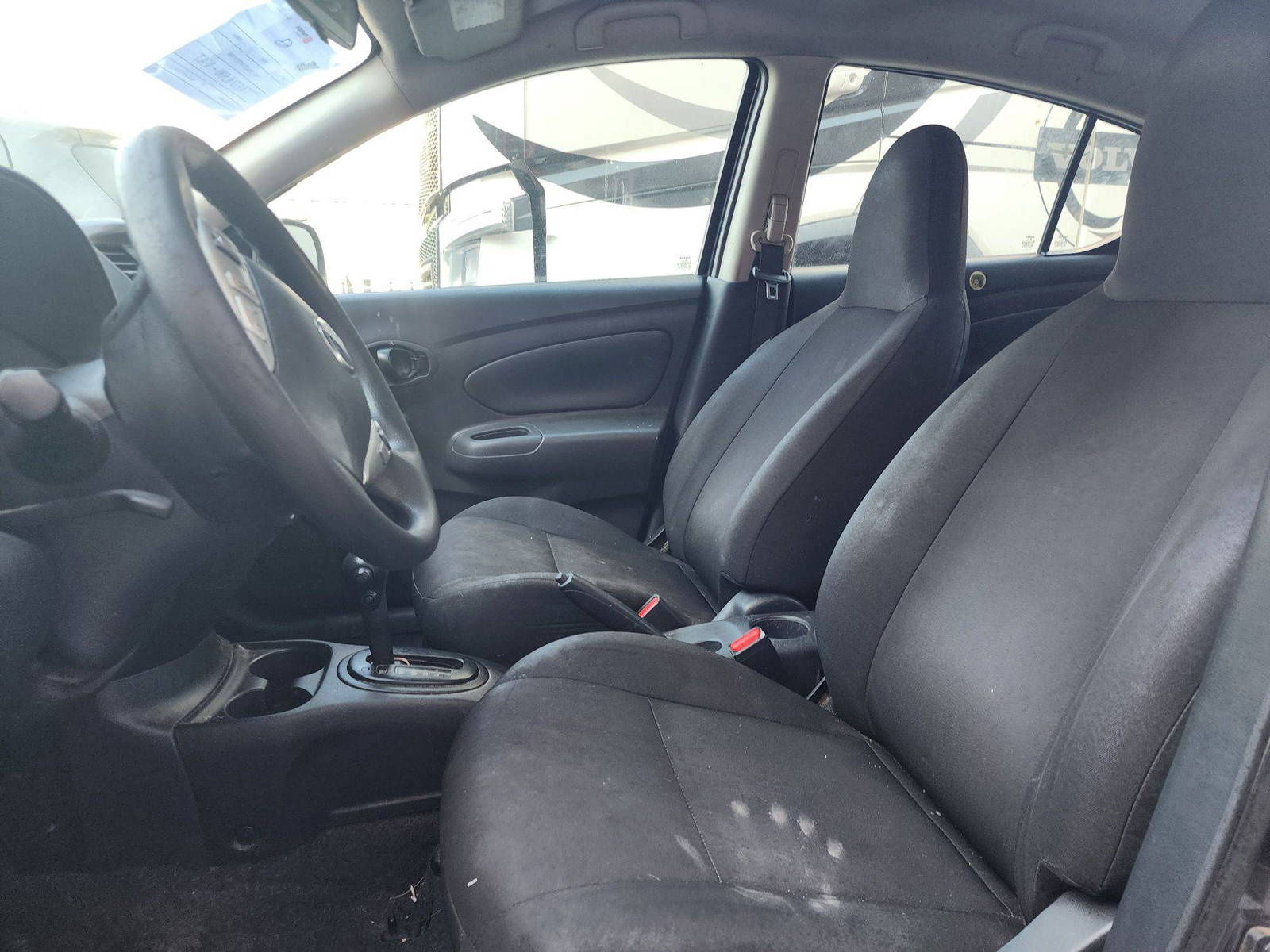 2015 NISSAN VERSA — 155290 Miles — Lot 15963 — Al Quoz - Marhaba Auctions Used Cars - Image 9