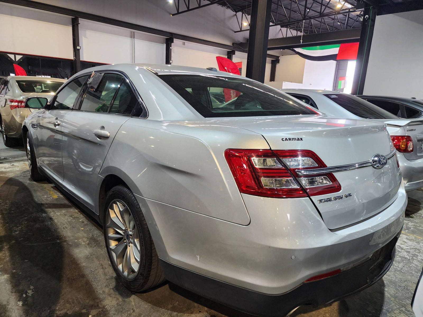 2019 FORD TAURUS — 155091 Miles — Lot 215487 — Al Quoz - Marhaba Auctions Used Cars - Image 4