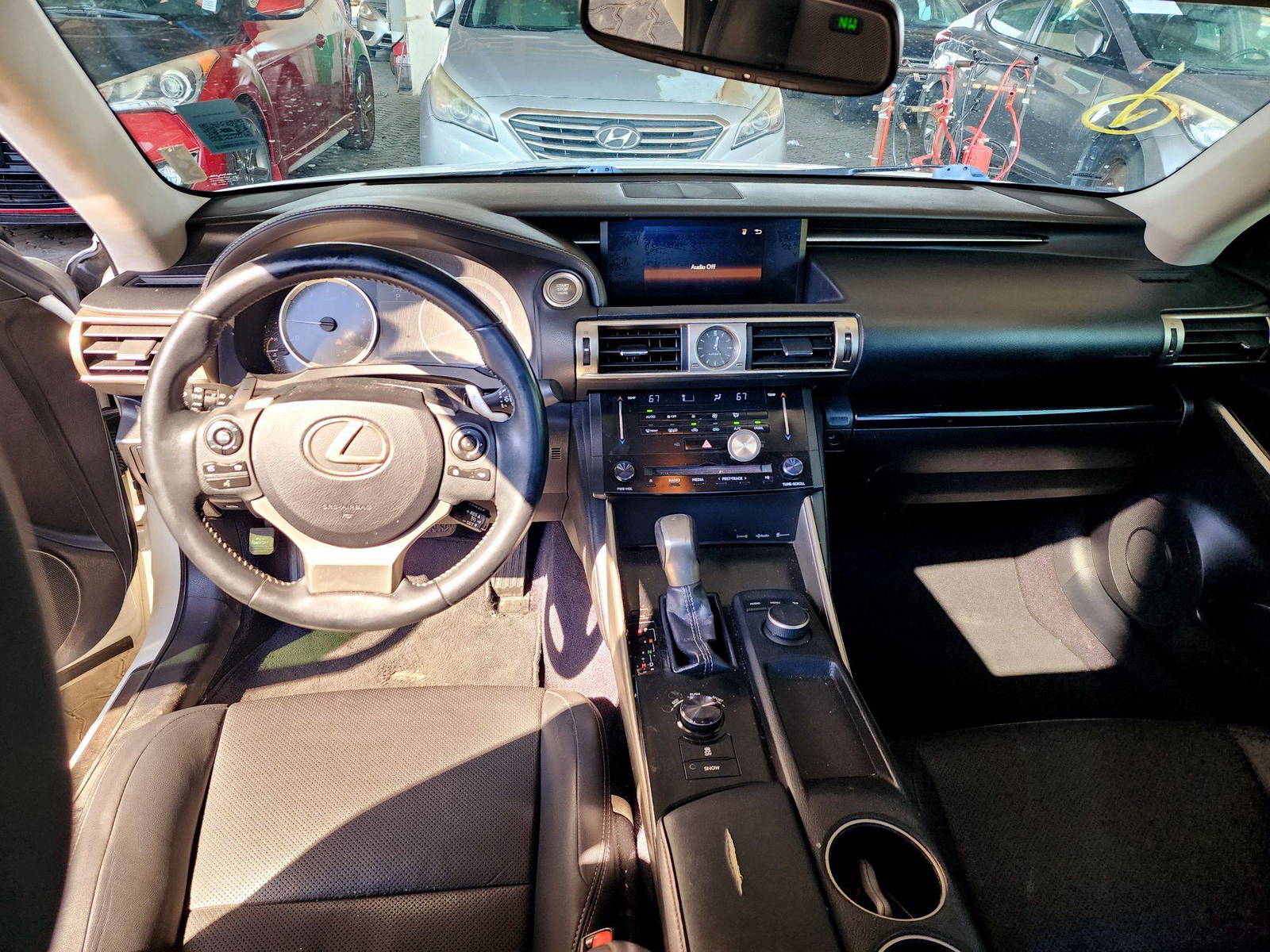 2014 LEXUS IS 250 — 203815 Miles — Lot 70722274 — Souq - Marhaba Auctions Used Cars - Image 7
