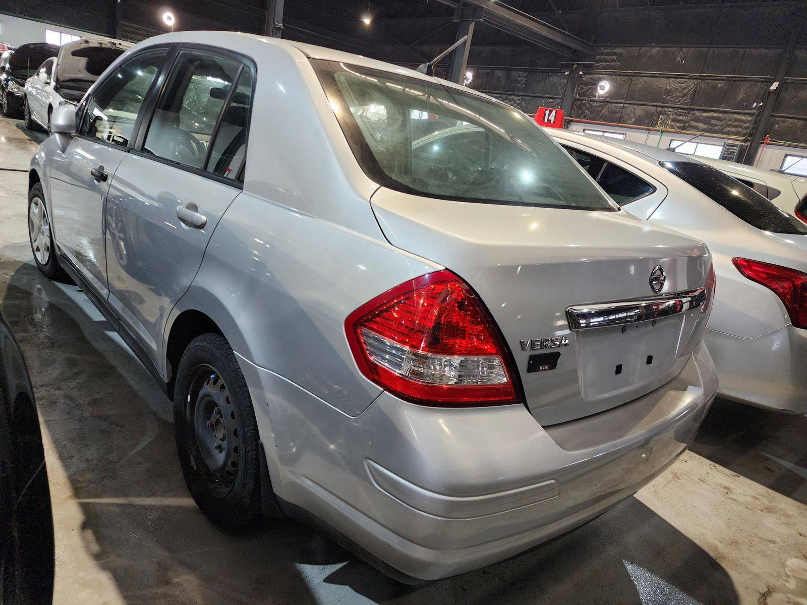 2010 NISSAN VERSA — 204346 Miles — Lot 20053 — Al Quoz - Marhaba Auctions Used Cars - Image 5
