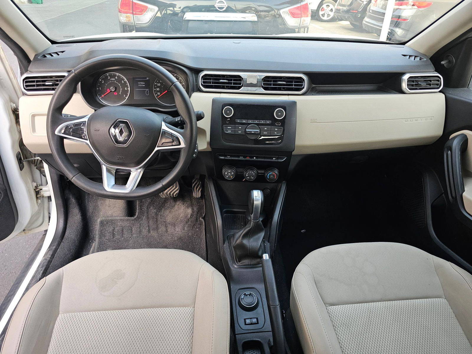 2023 RENAULT DUSTER — 137704 KM — Lot A048941 — Souq - Marhaba Auctions Used Cars - Image 7