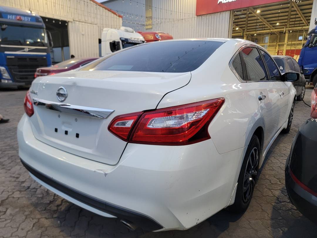 2016 NISSAN ALTIMA — 151210 Miles — Lot 47361084 — Main - Marhaba Auctions Used Cars - Image 3