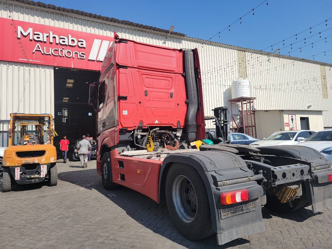 2014 MERCEDES BENZ ACTROS 1843 — 1023609 KM — Lot 925044 — Main - Marhaba Auctions Used Cars - Image 5