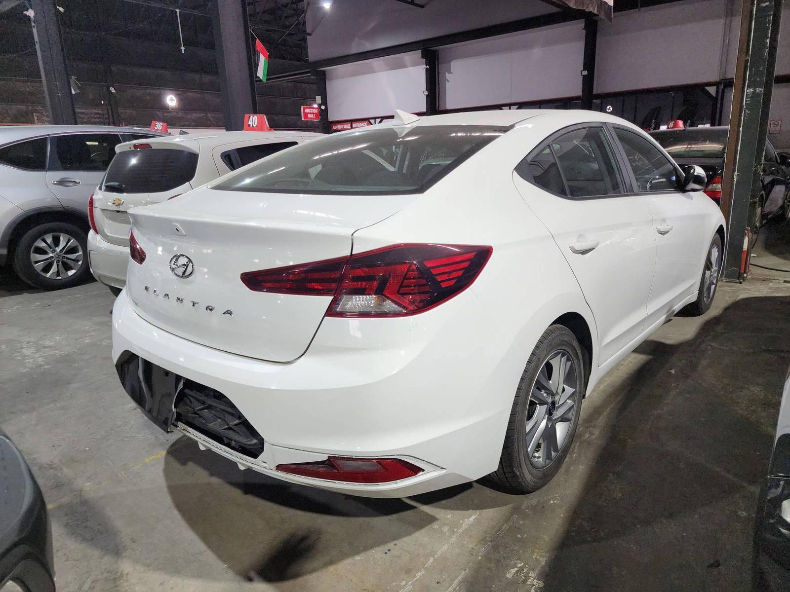 2020 HYUNDAI ELANTRA — 77754 KM — Lot 57448925 — Souq - Marhaba Auctions Used Cars - Image 4
