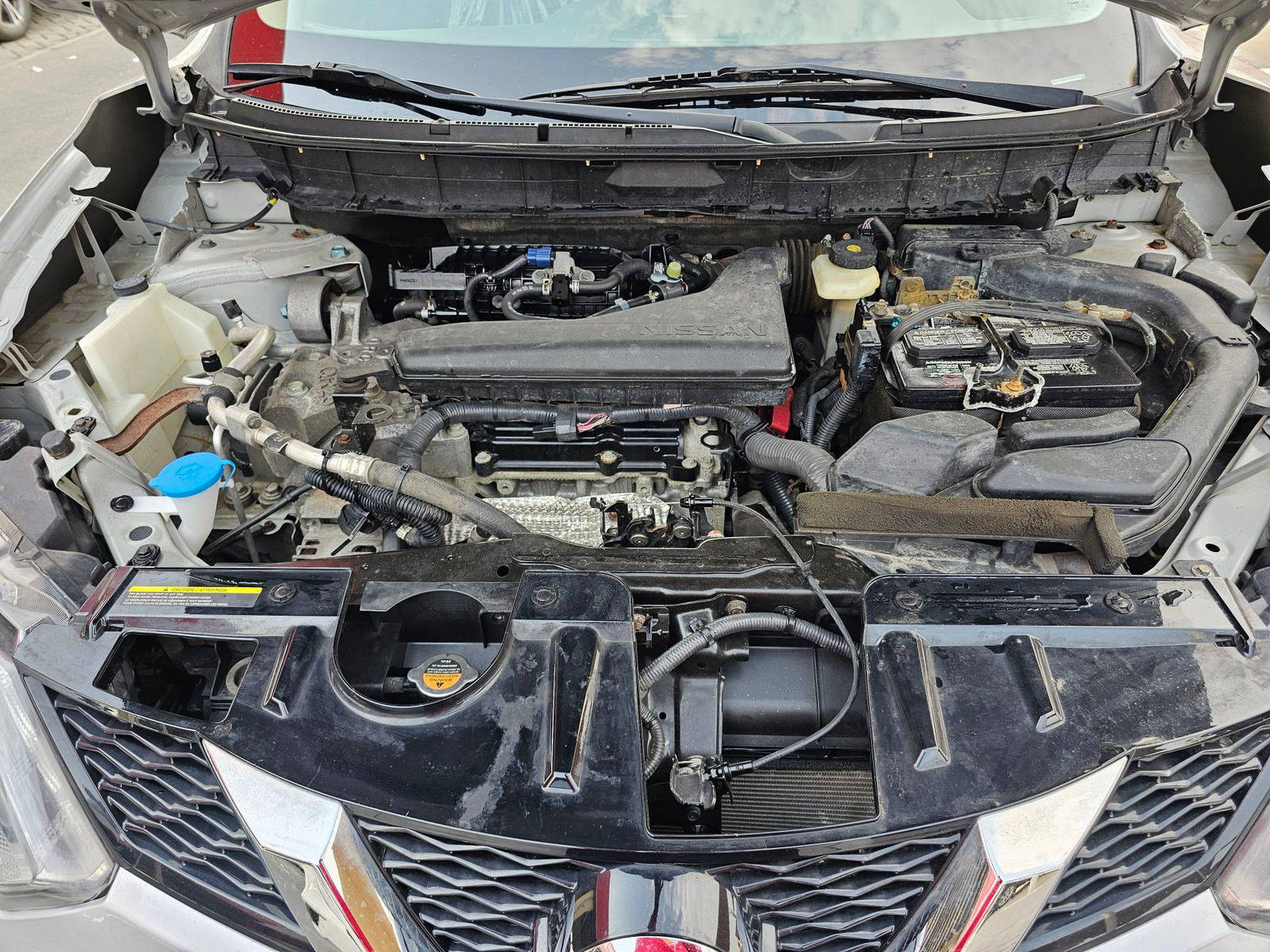 2015 NISSAN ROGUE — 231681 KM — Lot V8FC889386 — Souq - Marhaba Auctions Used Cars - Image 11