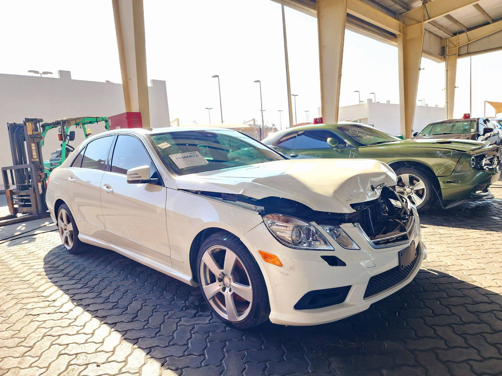 2010 MERCEDES BENZ E 350 — 166365 KM — Lot 39466022 — Souq - Marhaba Auctions Used Cars - Image 5