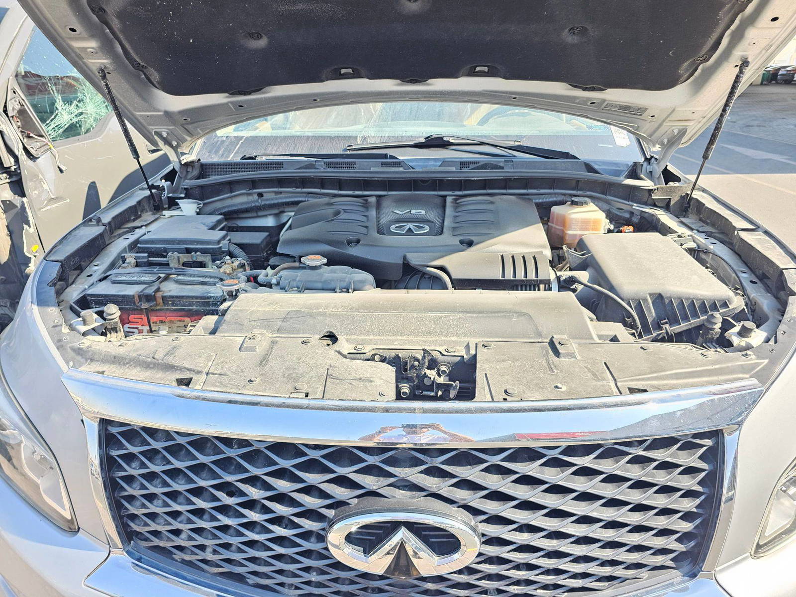 2017 INFINITI QX80 — 119297 Miles — Lot 72435714 — Souq - Marhaba Auctions Used Cars - Image 13