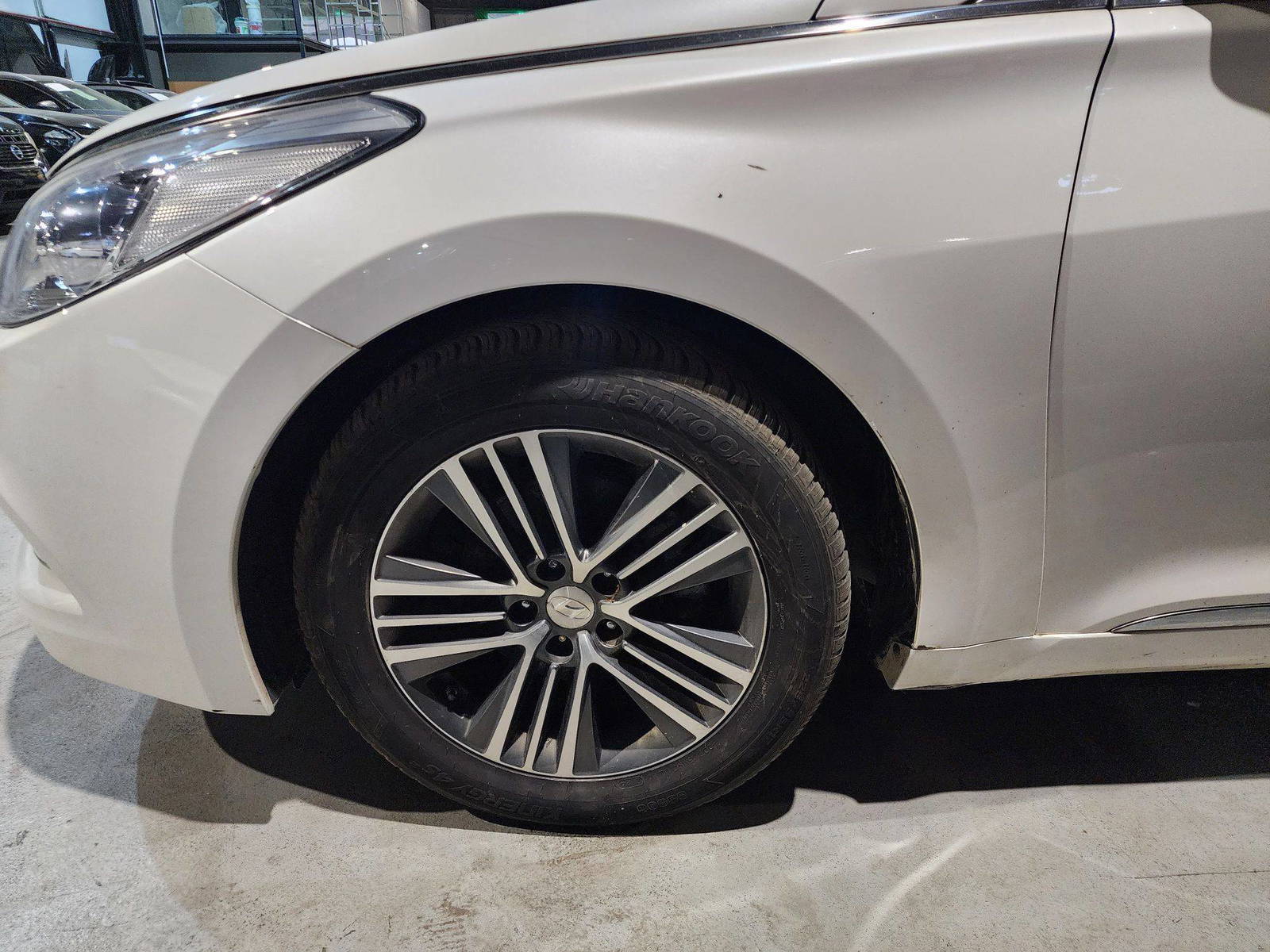 2014 HYUNDAI GRANDEUR — 187585 KM — Lot 332937 — Al Quoz - Marhaba Auctions Used Cars - Image 13