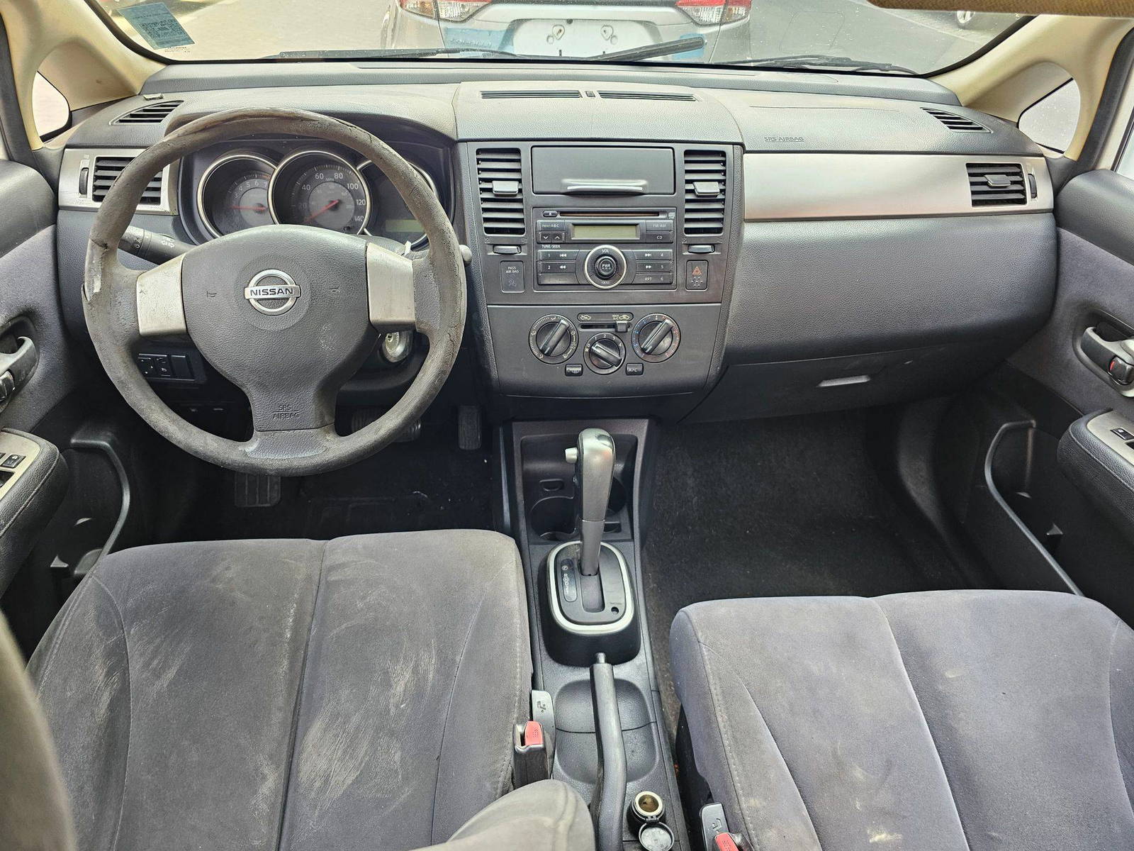 2007 NISSAN VERSA — 158936 Miles — Lot 7L435377 — Souq - Marhaba Auctions Used Cars - Image 7