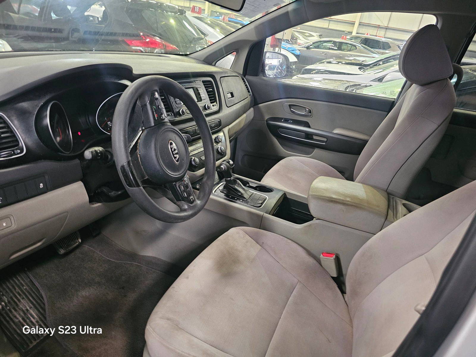 KIA SEDONA 2015 - Marhaba Auction Used Cars - Image 8