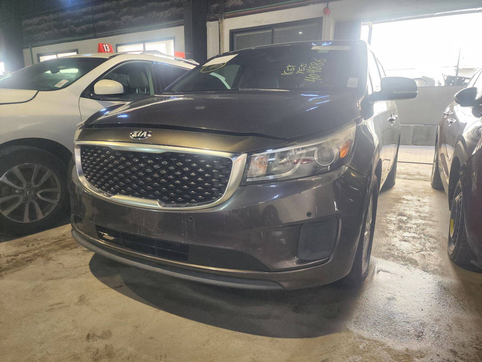 KIA SEDONA 2018 - Marhaba Auction Used Cars - Image 3