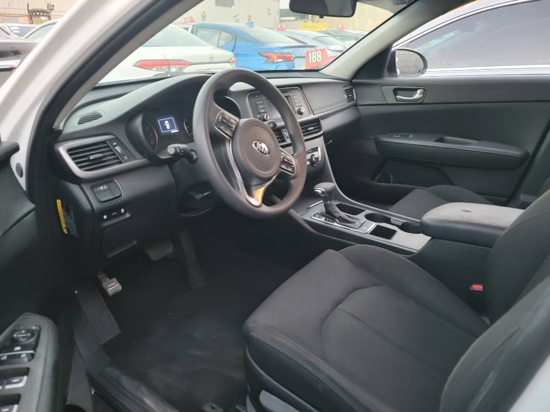 2017 KIA OPTIMA — 137 501 Miles — Lot HG122742 — Main - Marhaba Auctions Used Cars - Image 7