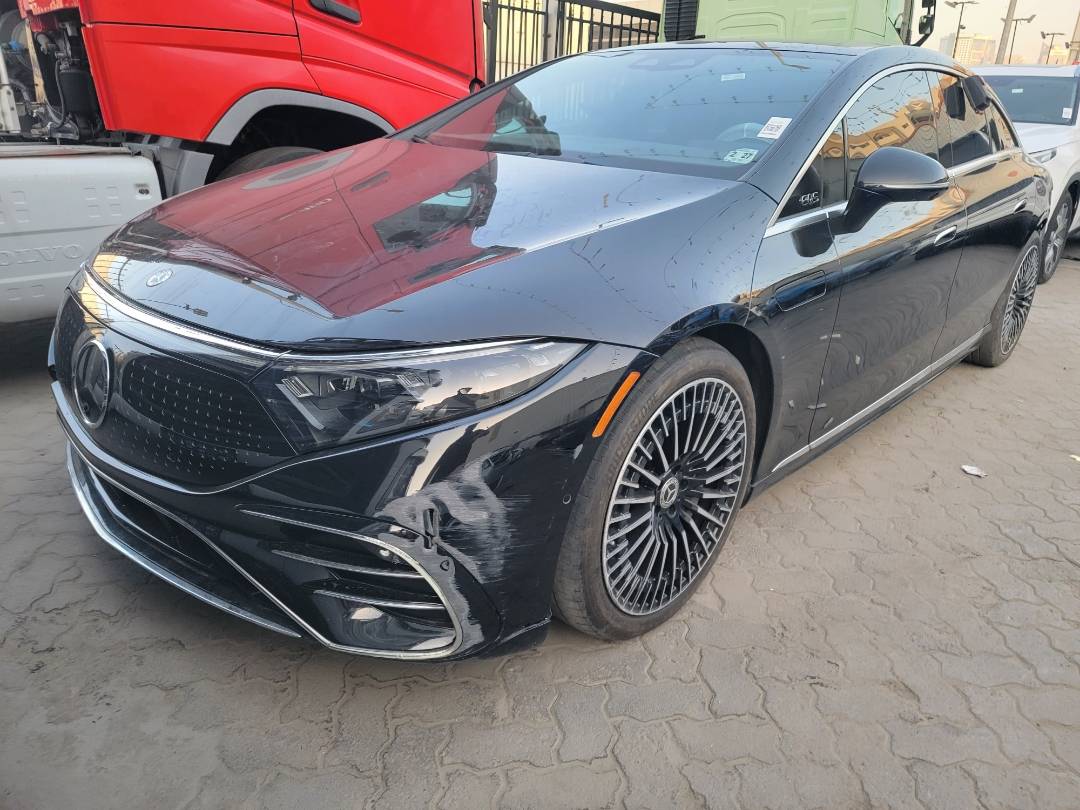 2022 MERCEDES BENZ EQS 450 — 18504 Miles — Lot A005165 — Main - Marhaba Auctions Used Cars - Image 4