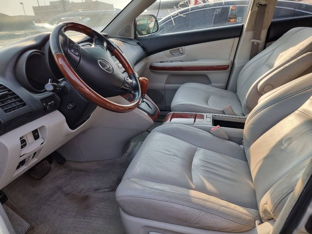 2007 LEXUS RX 400 — 266818 Miles — Lot 45708434 — Souq - Marhaba Auctions Used Cars - Image 6