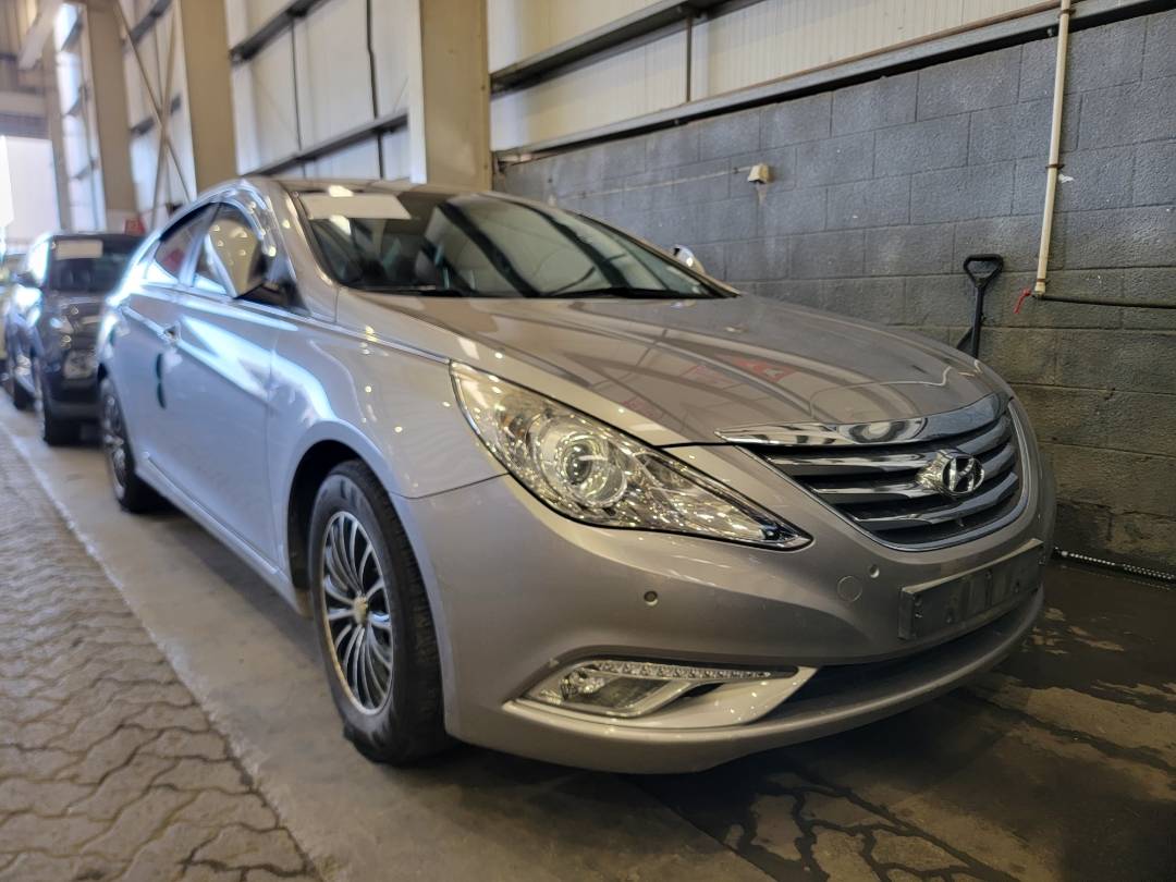 2014 HYUNDAI SONATA — 62554 KM — Lot EA590444 — Main - Marhaba Auctions Used Cars - Image 4