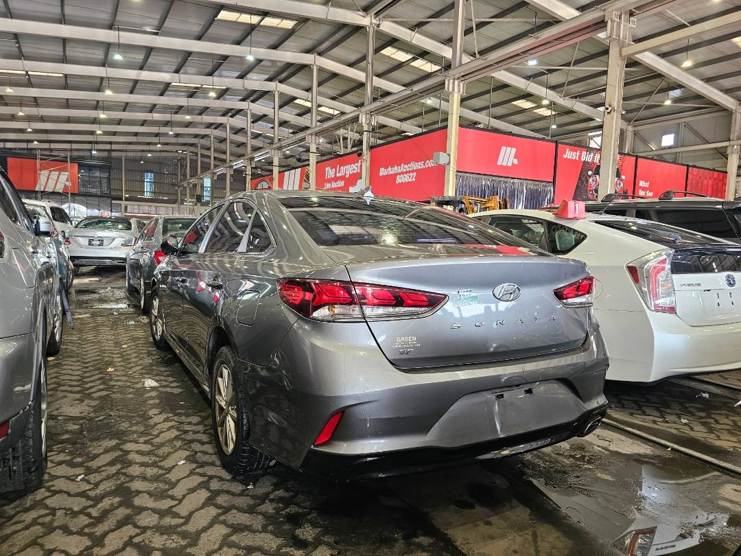 2018 HYUNDAI SONATA — 162517 Miles — Lot 43144526 — Souq - Marhaba Auctions Used Cars - Image 5