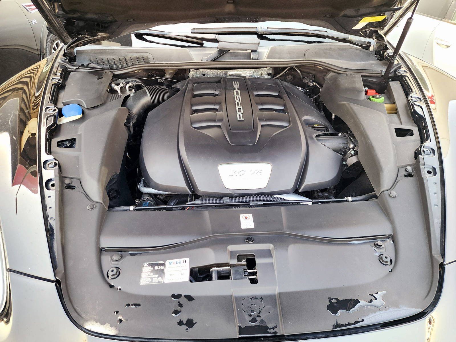 2014 PORSCHE Cayenne — 114953 Miles — Lot 9ELA82541 — Souq - Marhaba Auctions Used Cars - Image 11