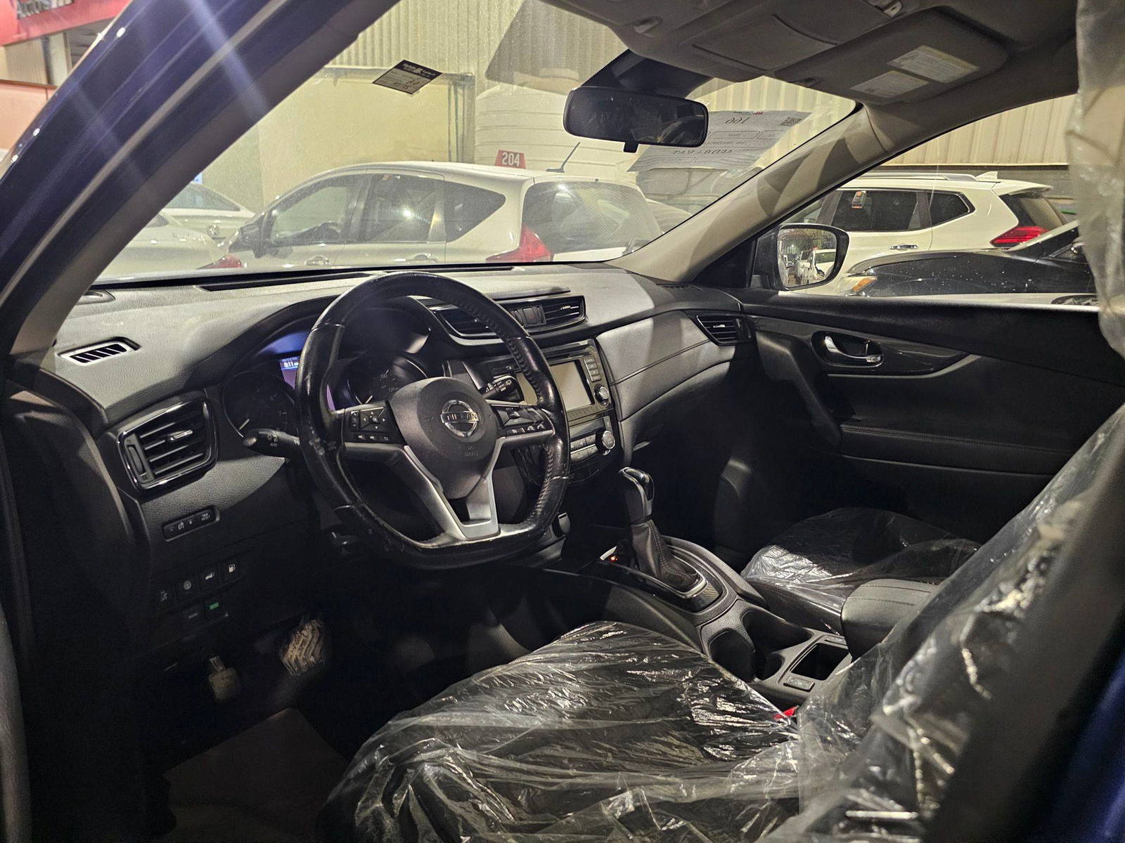 2020 NISSAN ROGUE — 192175 Miles — Lot W009440 — Souq - Marhaba Auctions Used Cars - Image 8