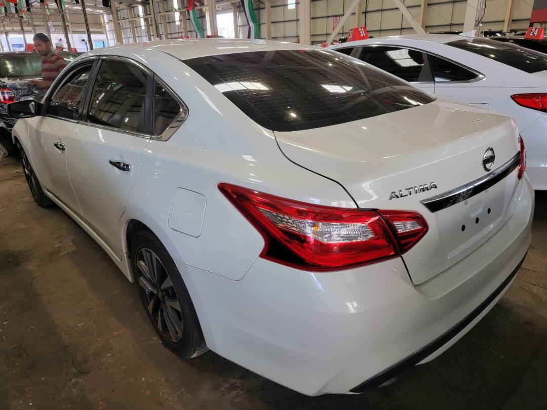 2017 NISSAN ALTIMA — 202425 Miles — Lot 36987443 - Marhaba Auctions Used Cars - Image 3