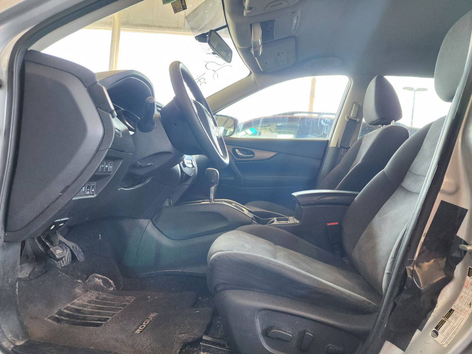 2016 NISSAN ROGUE — 143694 Miles — Lot GP625582 — Souq - Marhaba Auctions Used Cars - Image 8