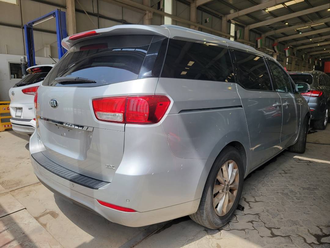 2015 KIA SEDONA — 167249 Miles — Lot 48714634 — Main - Marhaba Auctions Used Cars - Image 3