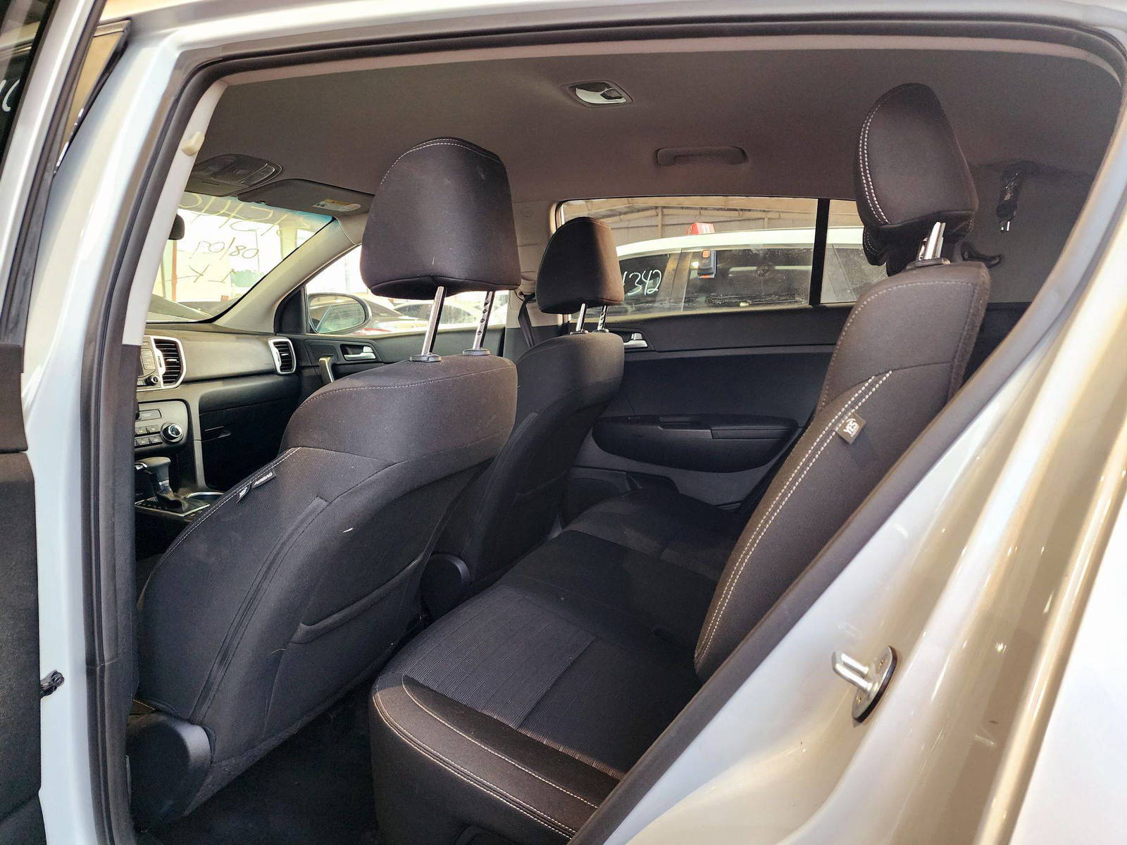 2018 KIA SPORTAGE — 132760 Miles — Lot XJ7315149 — Main - Marhaba Auctions Used Cars - Image 6