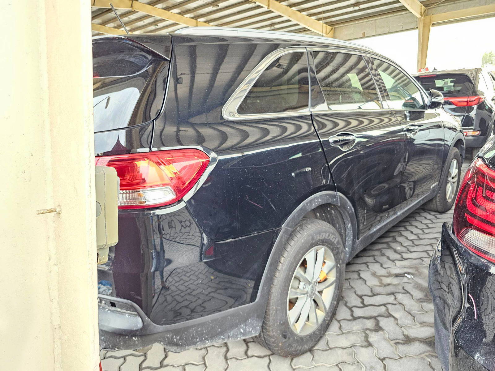 2017 KIA SORENTO — 215013 Miles — Lot G326559 — Souq - Marhaba Auctions Used Cars - Image 3