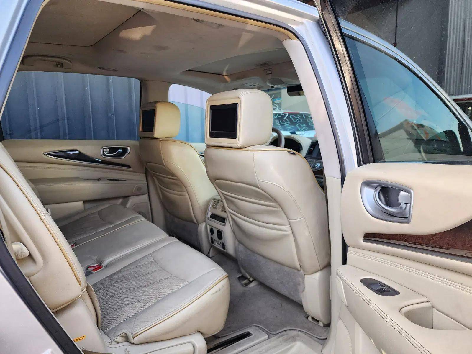 2014 INFINITI QX60 — 137592 Miles — Lot 500663 — Ind. 12 - Marhaba Auctions Used Cars - Image 8