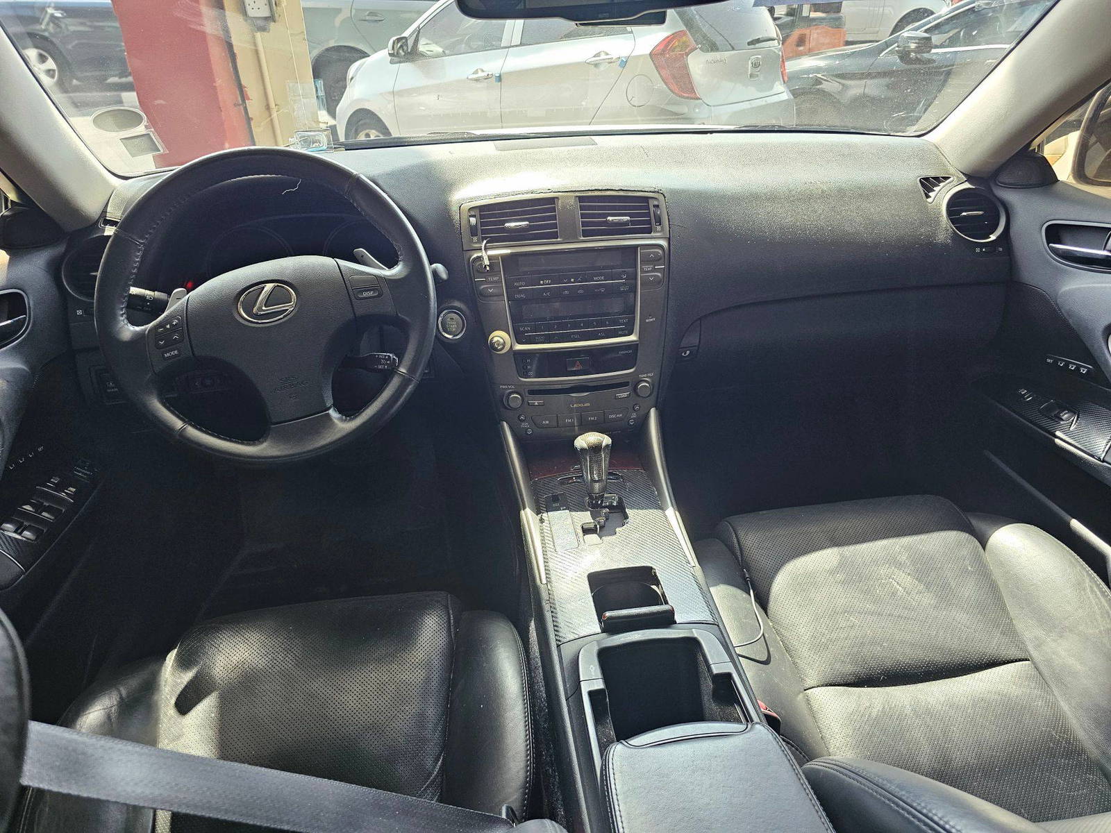 2006 LEXUS IS 250 — 232756 KM — Lot 10134 — Main - Marhaba Auctions Used Cars - Image 7