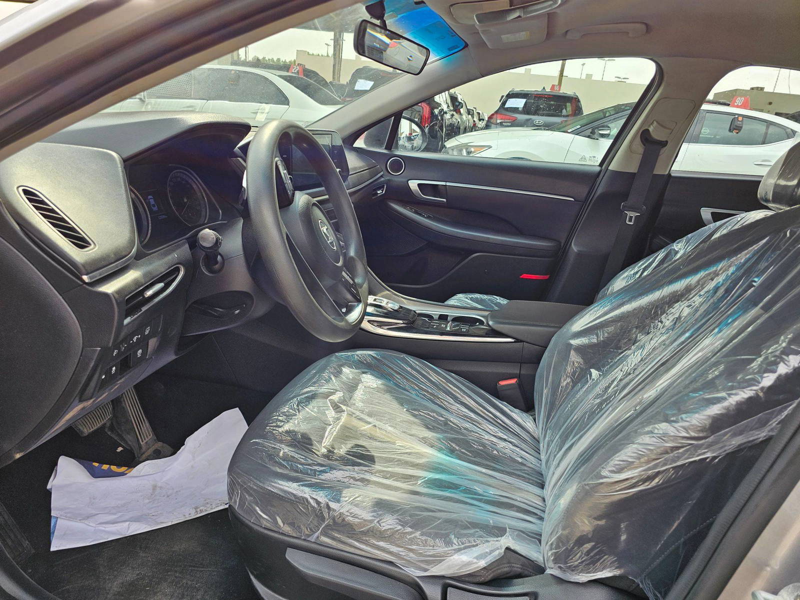2020 HYUNDAI SONATA — 220246 KM — Lot IJXLA009353 — Souq - Marhaba Auctions Used Cars - Image 8