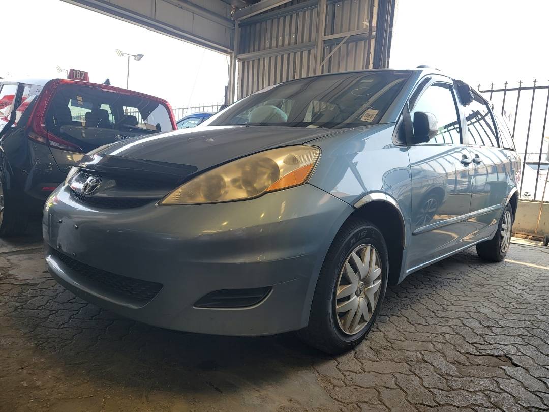 2007 TOYOTA SIENNA — 254336 Miles — Lot 39570852 — Main - Marhaba Auctions Used Cars - Image 5