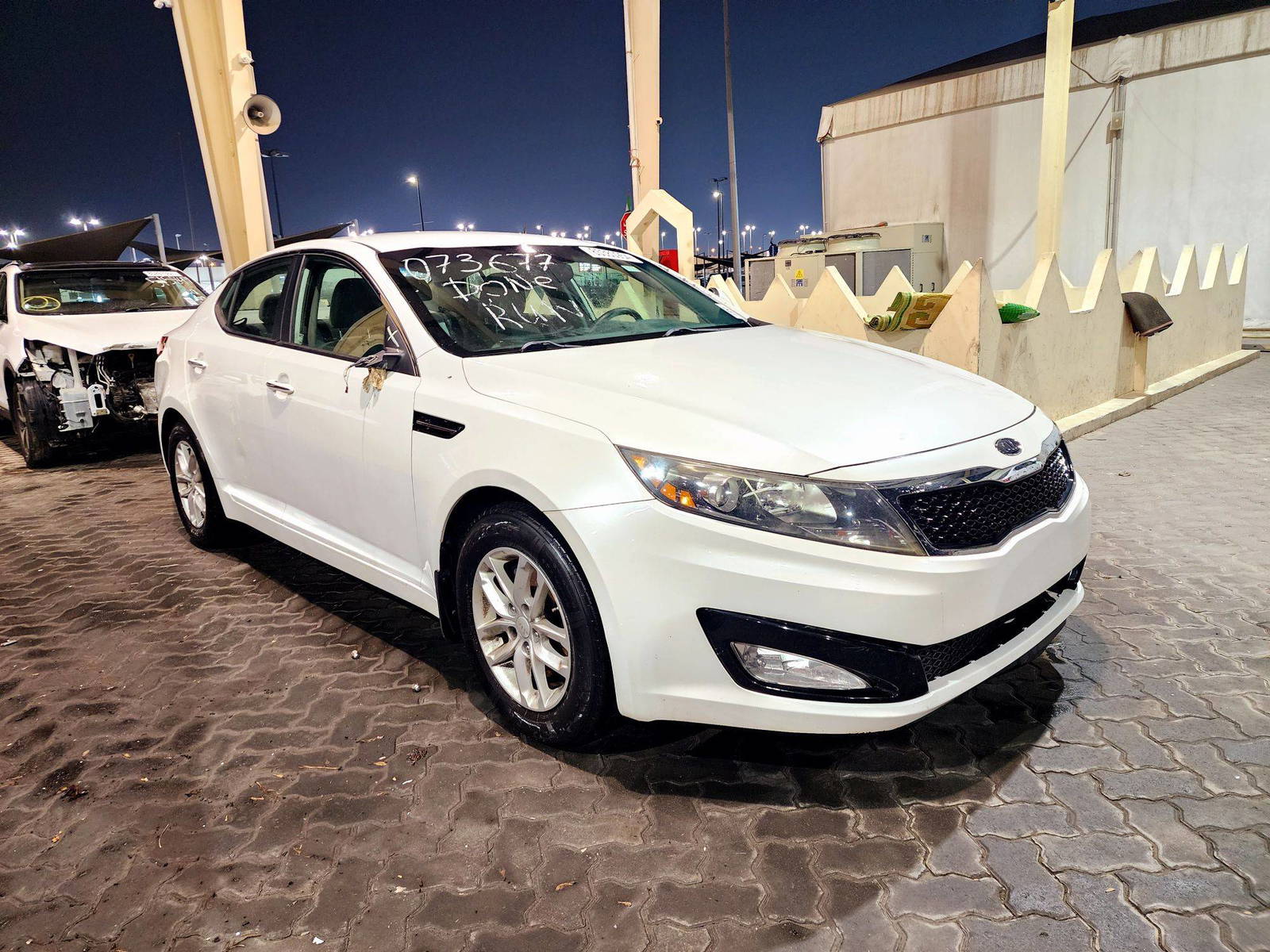 2012 KIA OPTIMA — 155652 Miles — Lot 85380954 — Souq - Marhaba Auctions Used Cars - Image 4