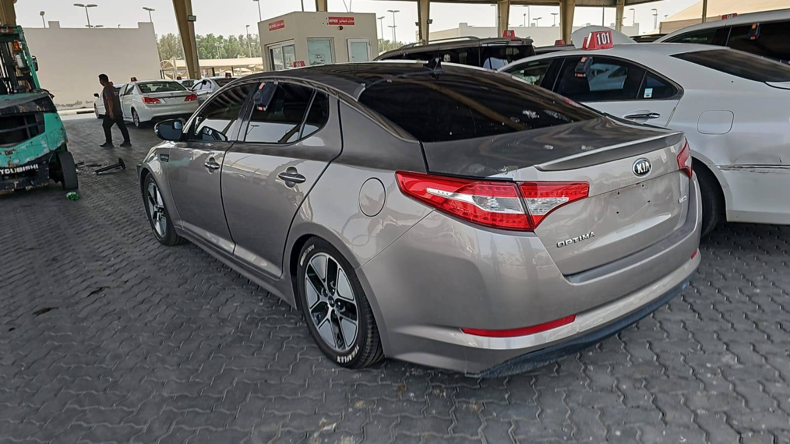 2013 KIA OPTIMA — 241200 Miles — Lot D0D5042055 — Souq - Marhaba Auctions Used Cars - Image 3