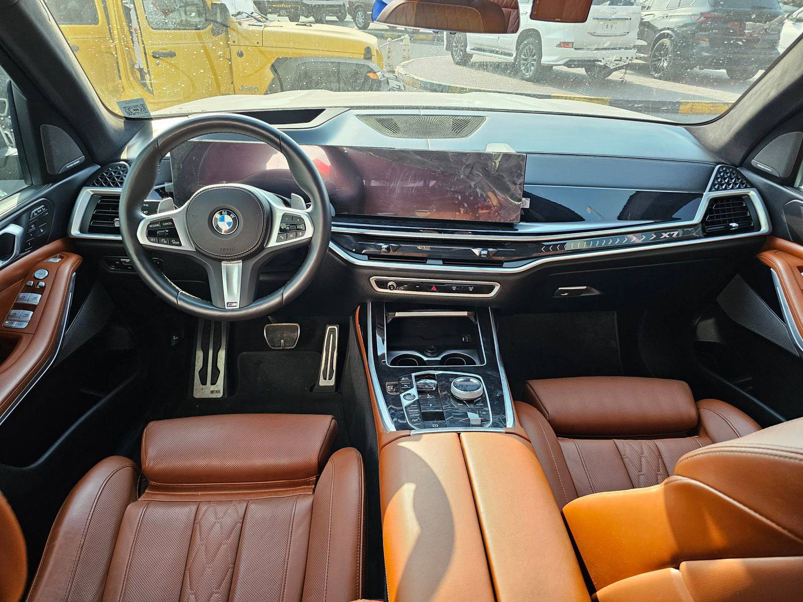 2023 BMW X7 XDRIVE40I — 18042 KM — Lot R32193 — Souq - Marhaba Auctions Used Cars - Image 7